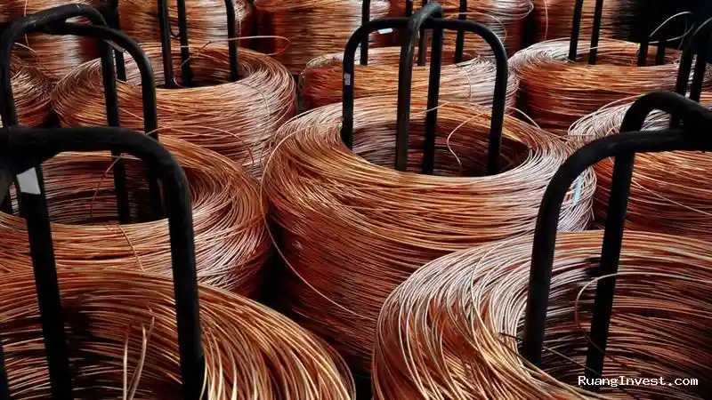 Goldman Sachs Naikkan Proyeksi Harga Tembaga hingga USD13.735 per Ton