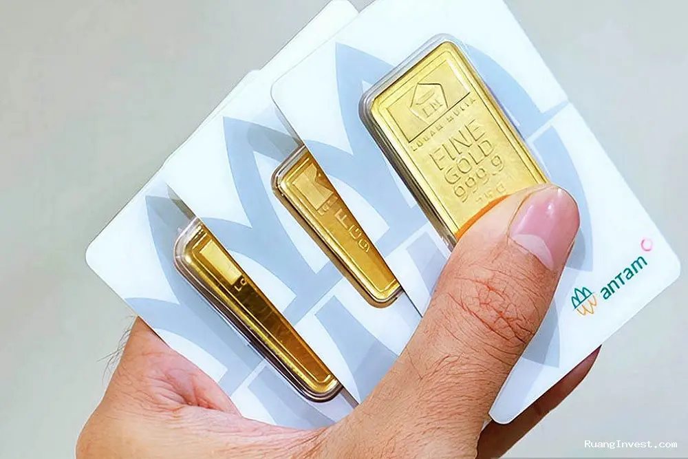 Harga Emas Antam Turun Rp15.000, Kini Rp2,759 Juta per Gram