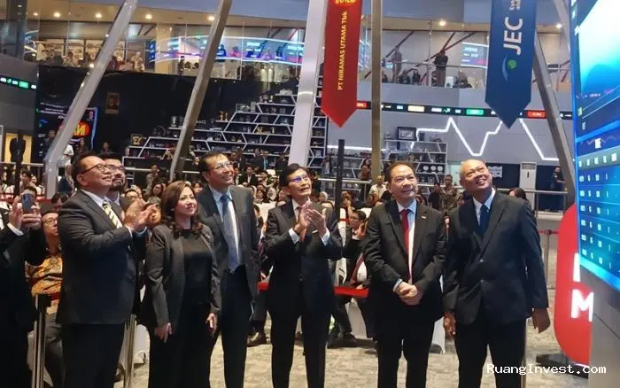JECX IPO Diserbu Investor, Saham Langsung ARA pada Debut Bursa