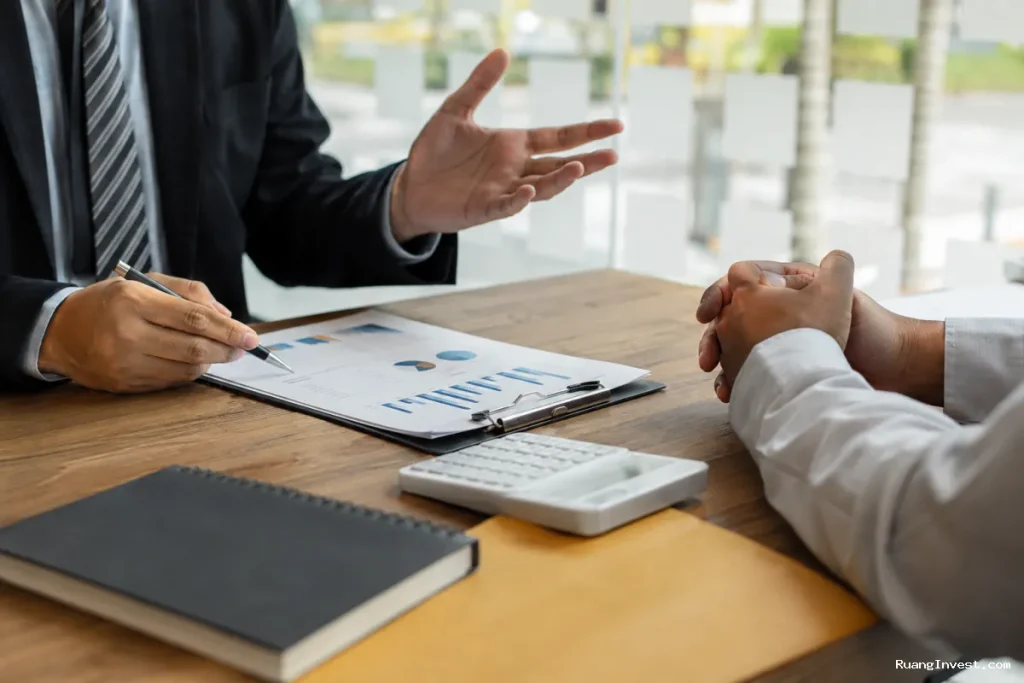 Cara Negosiasi Utang Perbankan untuk Keluar dari Beban Finansial Usaha